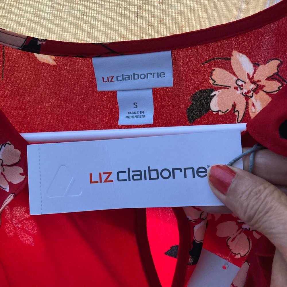 Liz Claiborne Red and Black Floral Blouse - Picture 4 of 8